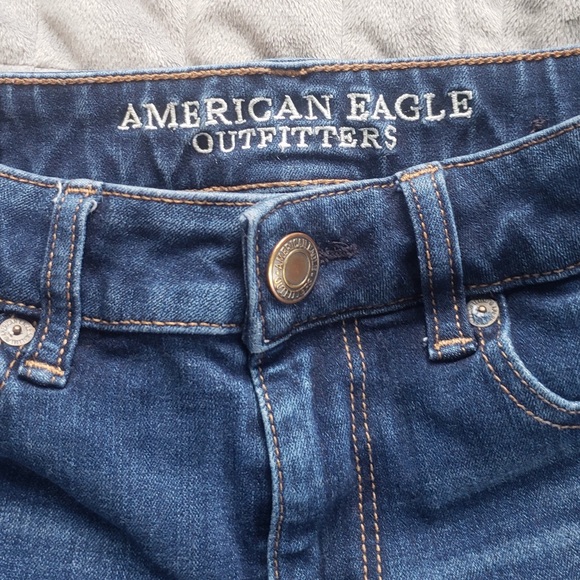 AE High Rise Shortie - Picture 3 of 4